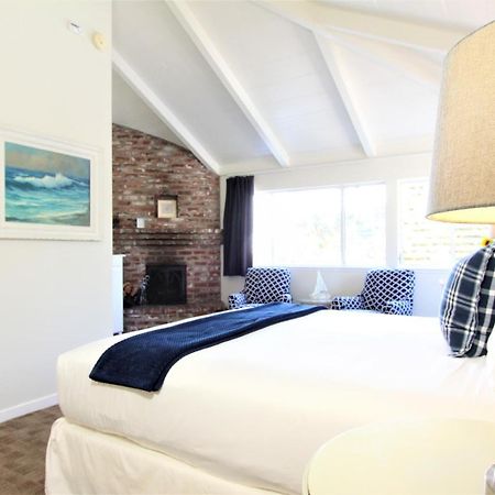 Lamp Lighter Inn And Sunset Suites Carmel-by-the-Sea Exterior photo
