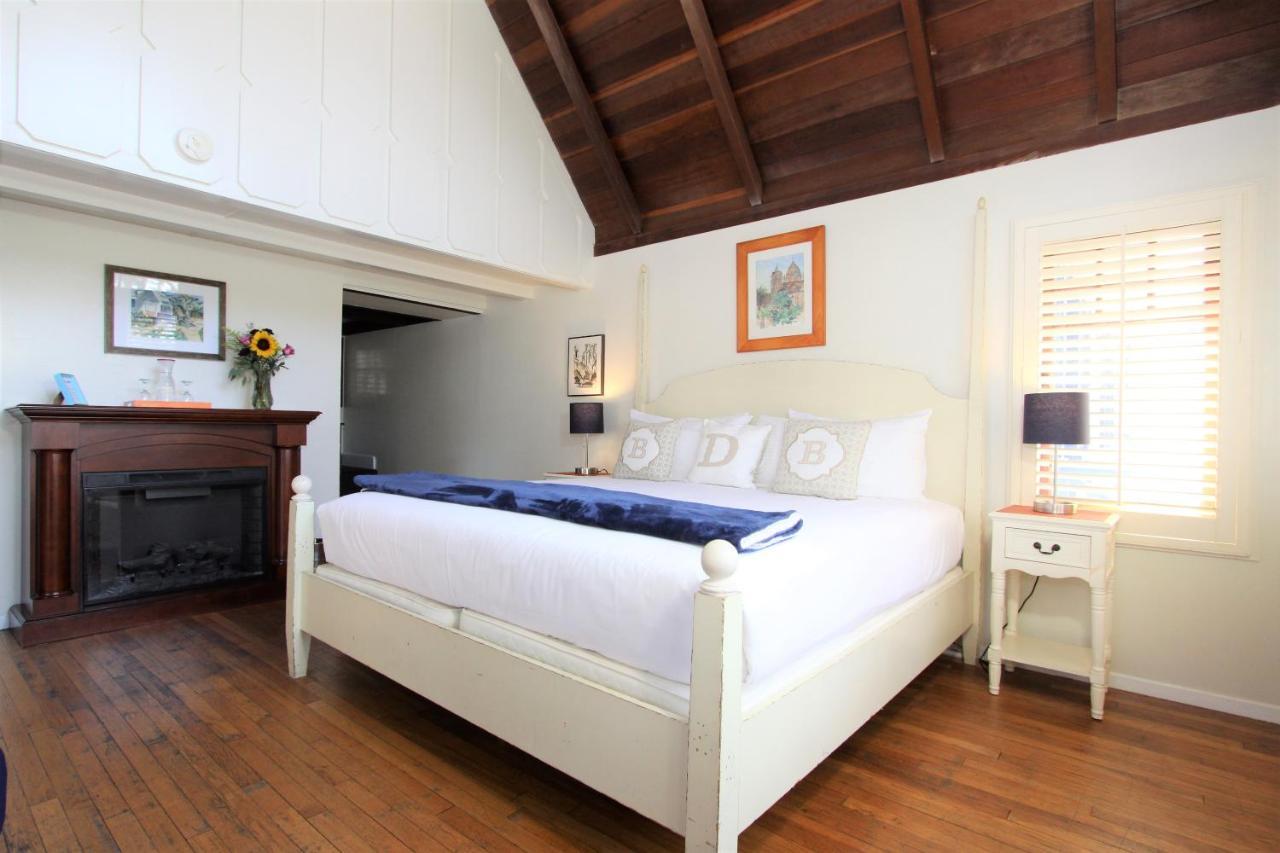 Lamp Lighter Inn And Sunset Suites Carmel-by-the-Sea Exterior photo