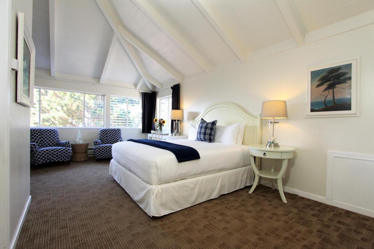 Lamp Lighter Inn And Sunset Suites Carmel-by-the-Sea Exterior photo
